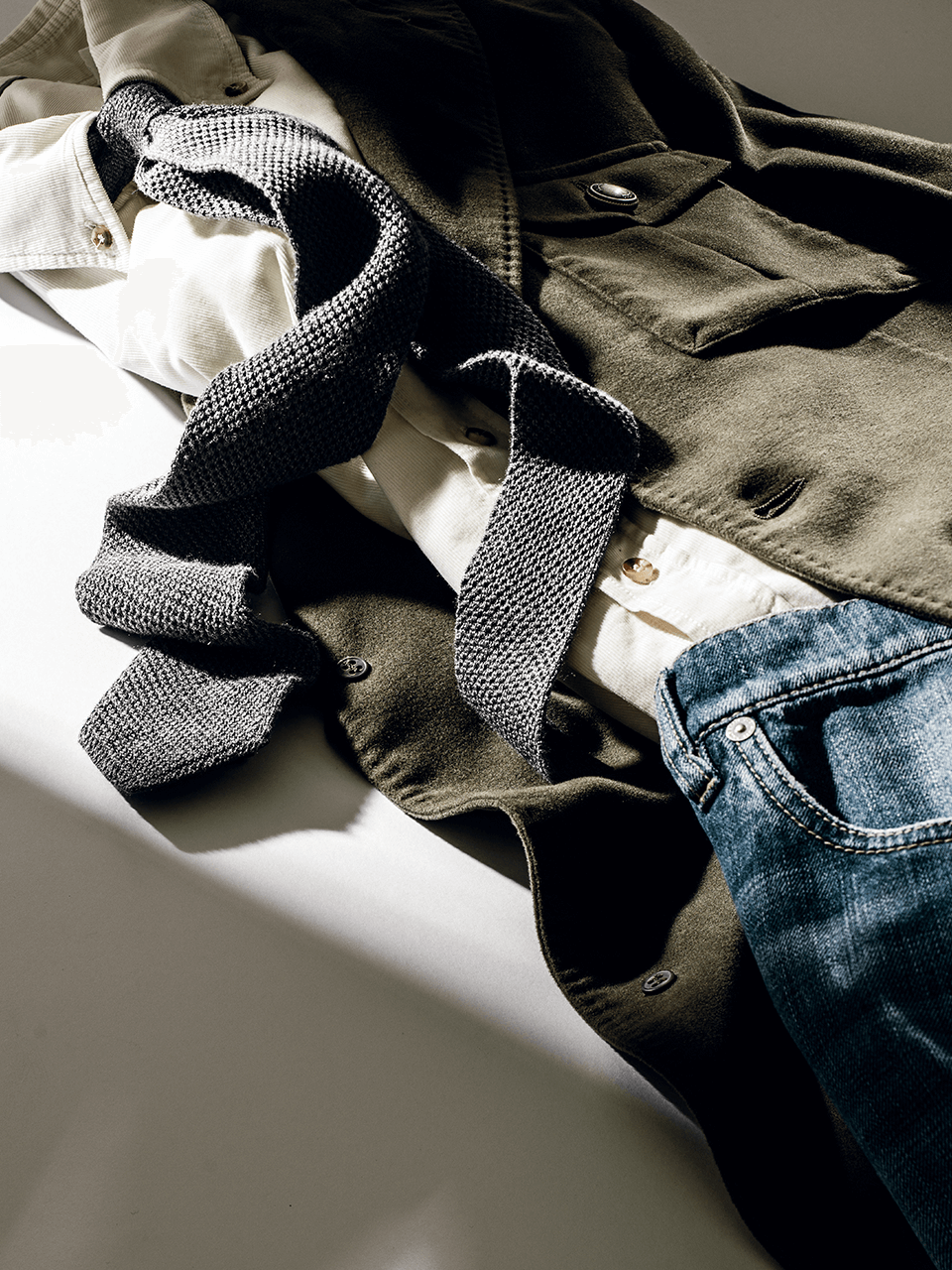 ネクタイは男の最後の聖域か？