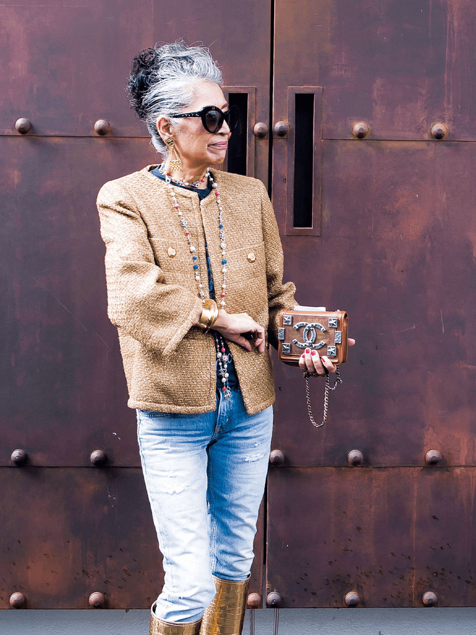 71歳のインスタグランマ・内藤朝美さんのデニムスタイルが話題です!