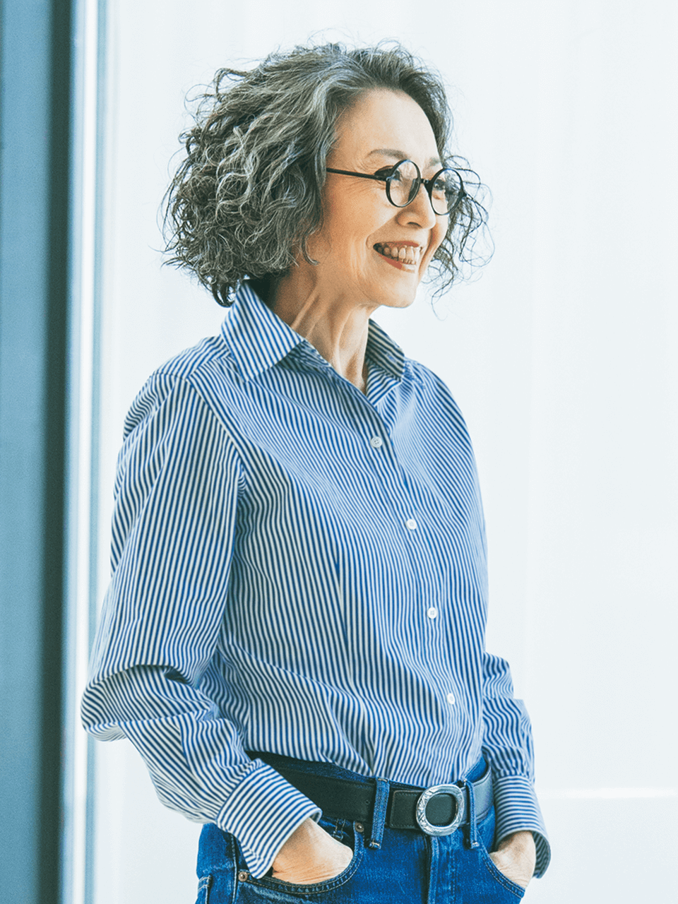 70歳を越えてグレーヘアになり、数十年ぶりにデニムに手が伸びました