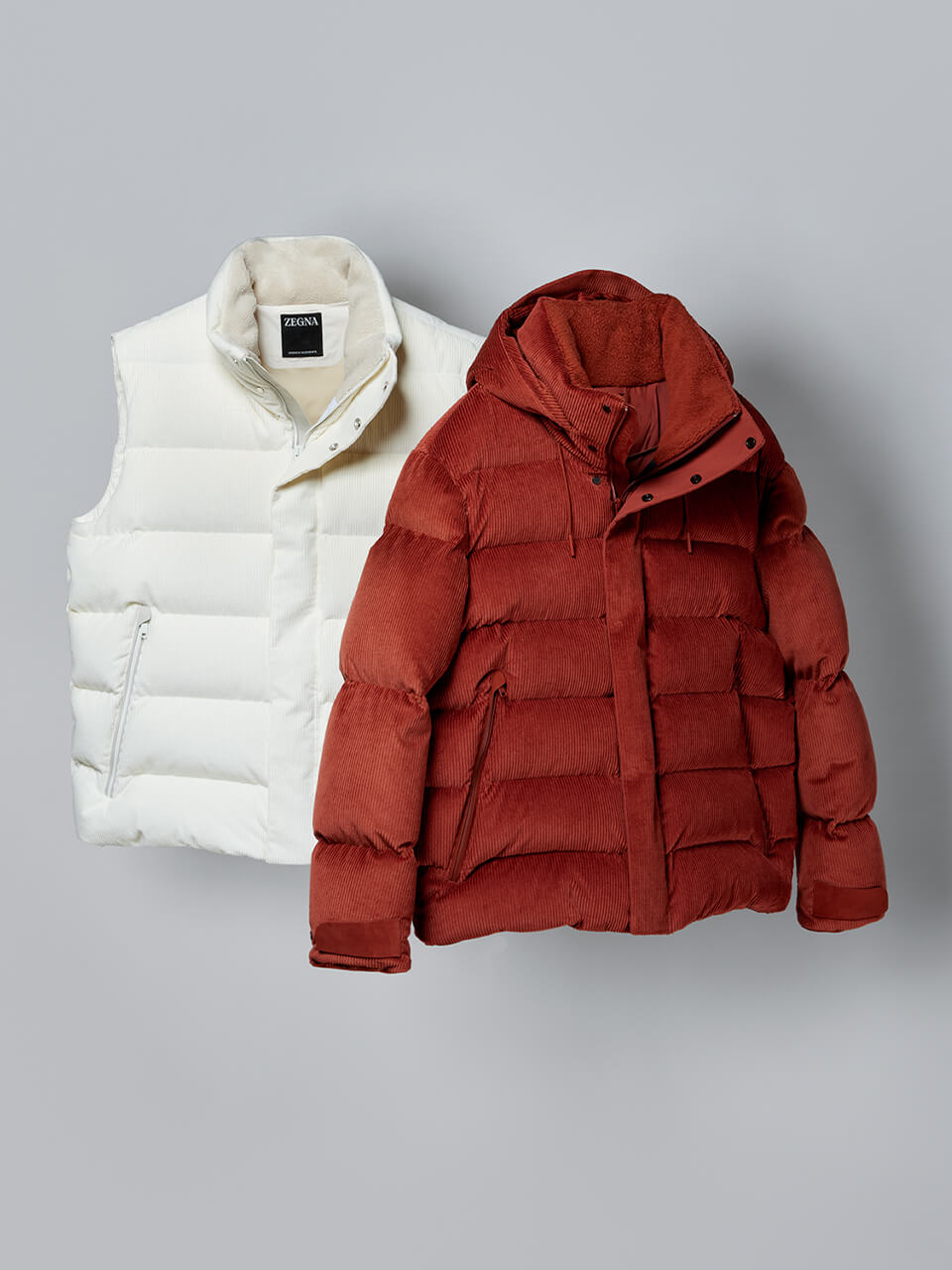 カシミヤ素材のシェル(表地)を使った、ラグジュアリーなダウン