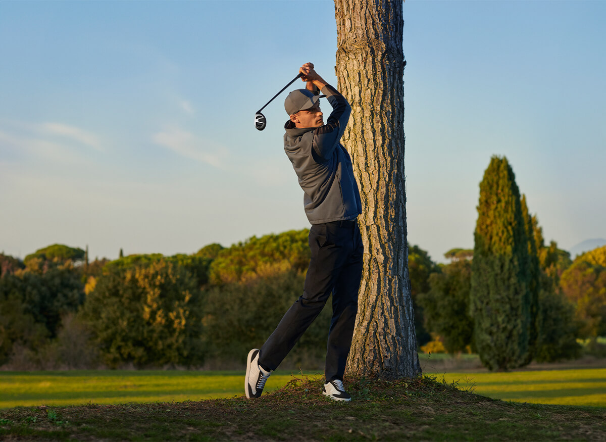 “ブリオーニ”ゴルフカプセルコレクションのイメージヴィジュアルの画像
