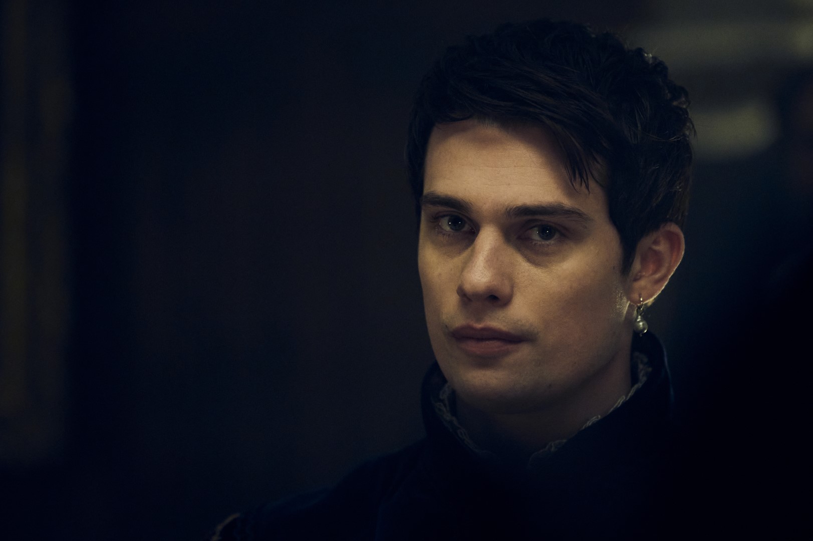 俳優、ミュージシャン Nicholas Galitzine