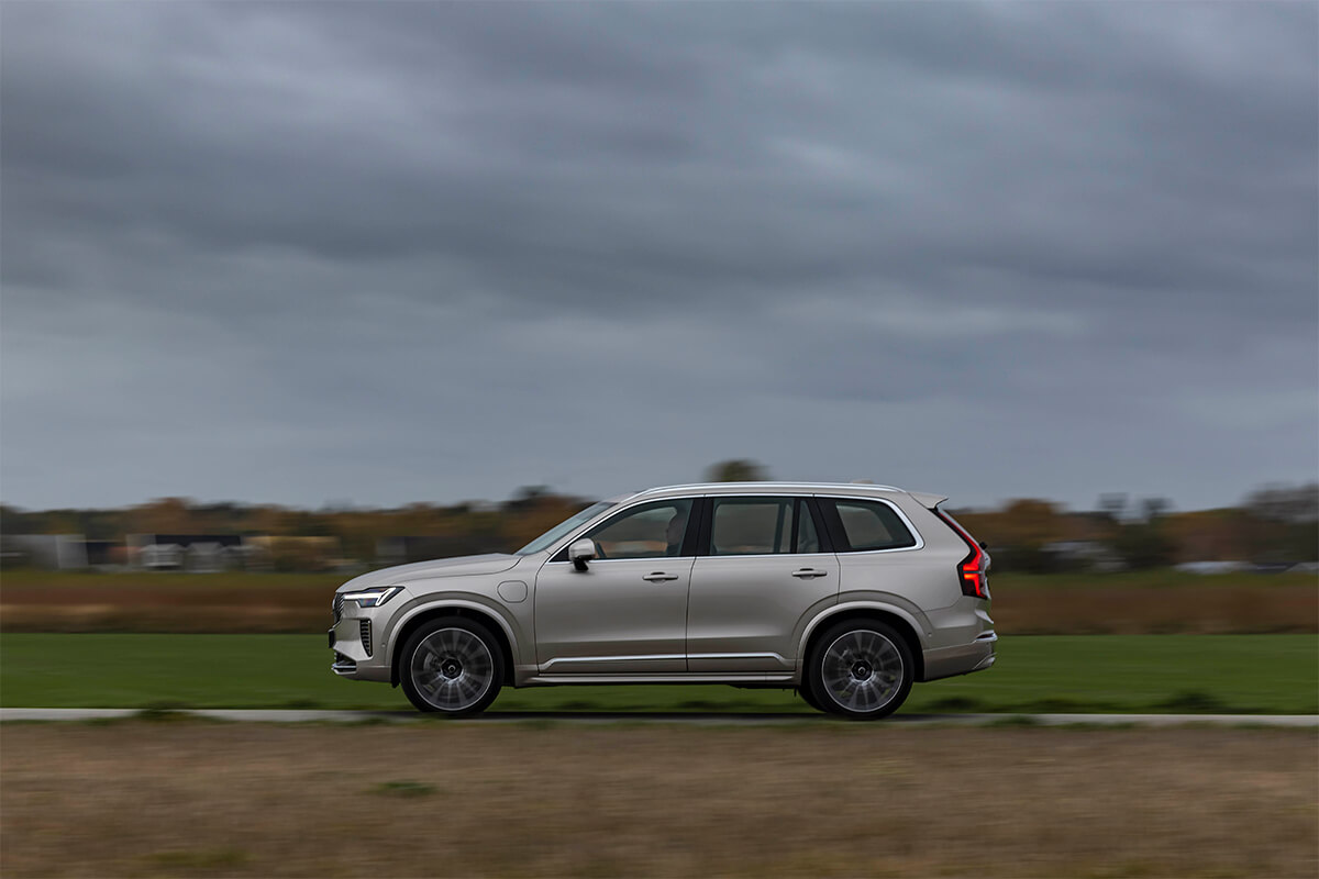 ボルボ「XC90」の画像