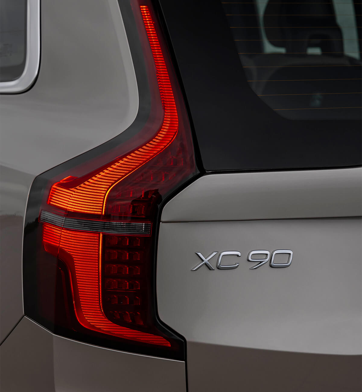 ボルボ「XC90」の画像