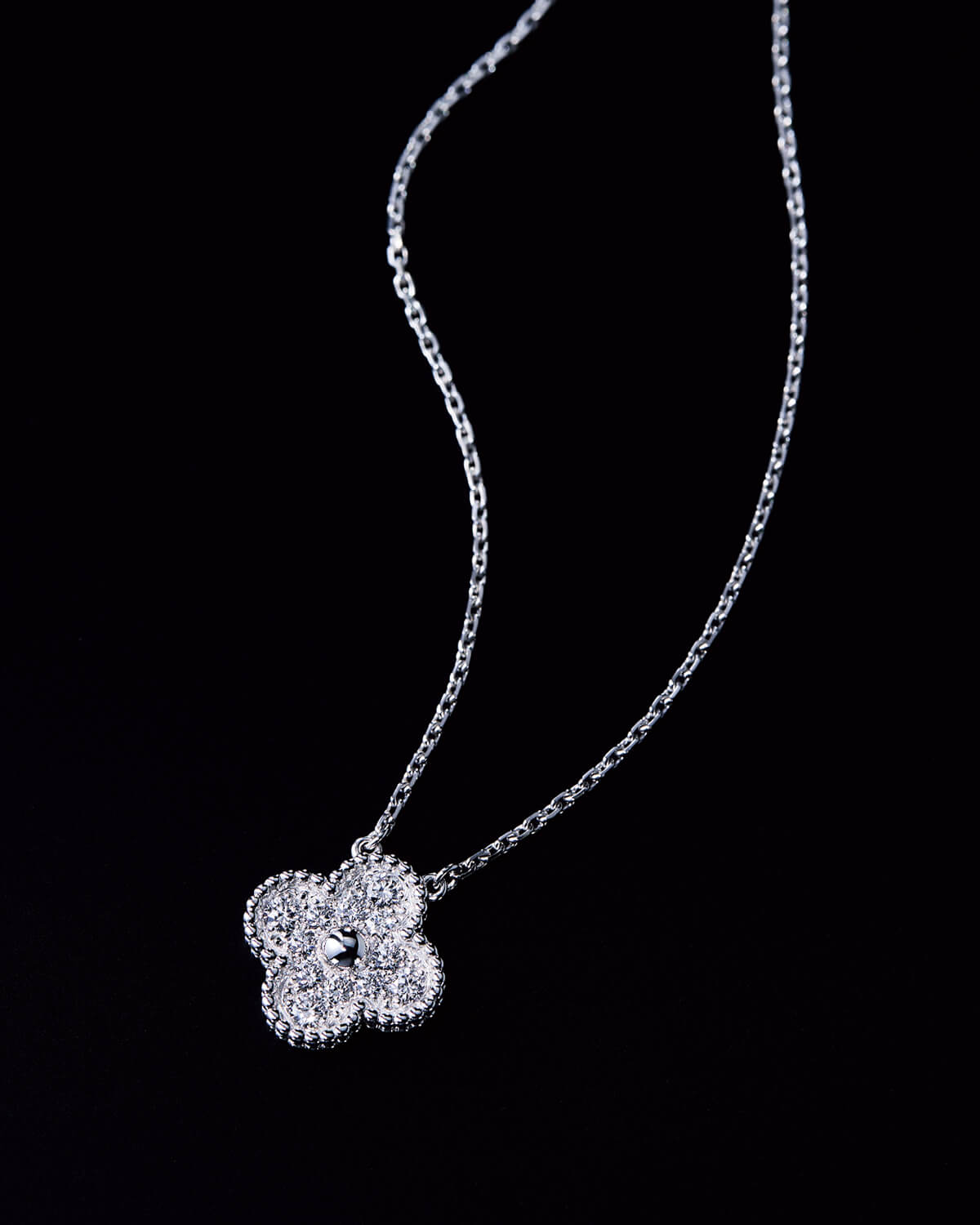 Van Cleef & Arpels『ヴィンテージ アルハンブラ ペンダント』の画像