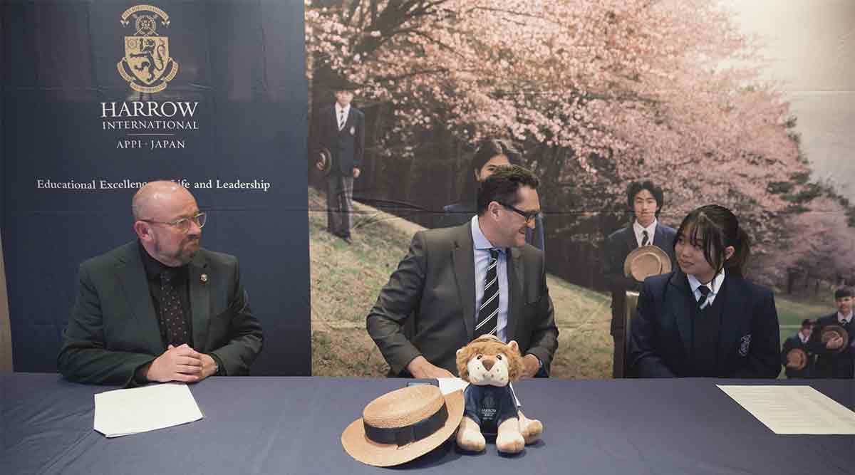 『ハロウ安比校』の会見の画像