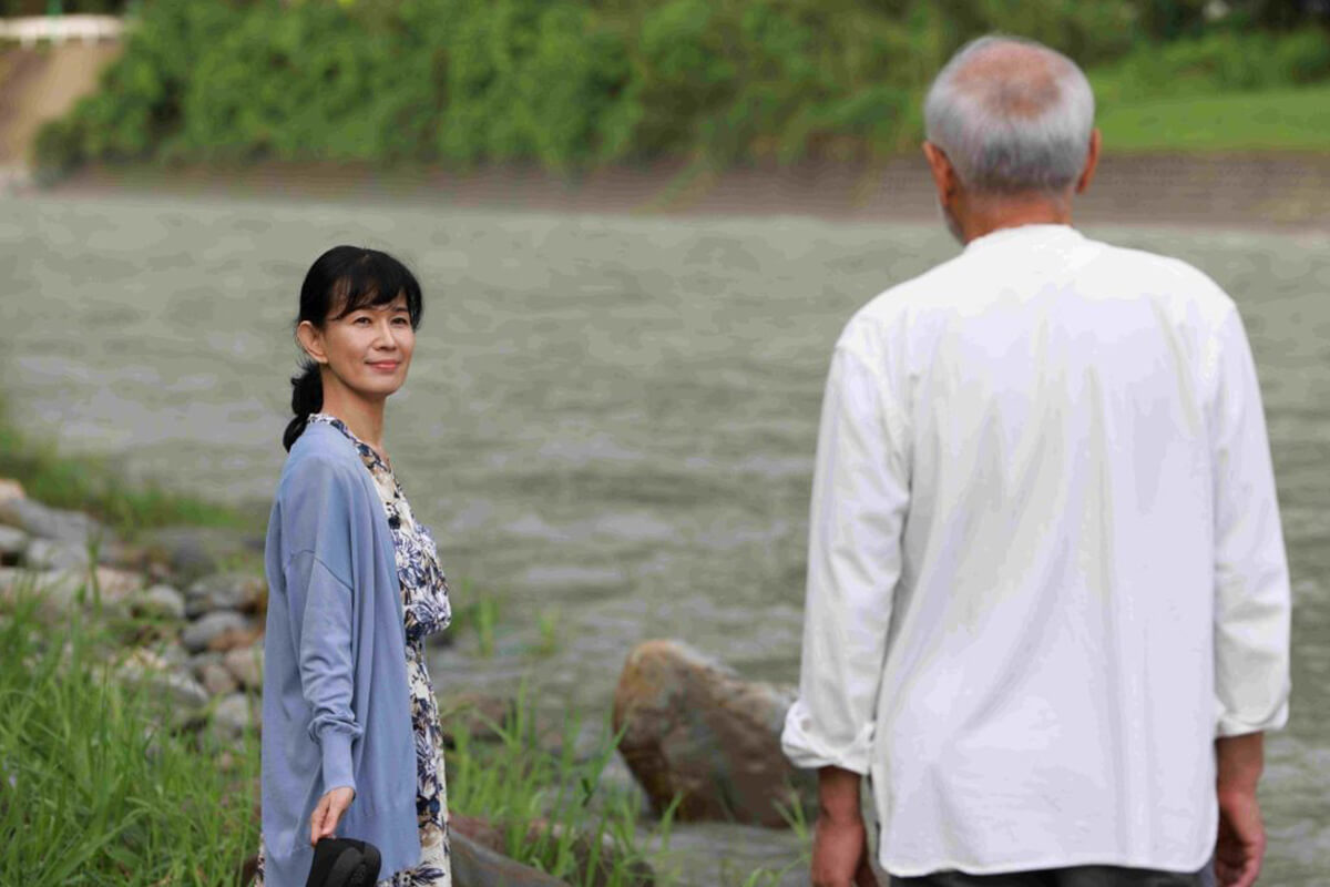 『囁きの河』の画像