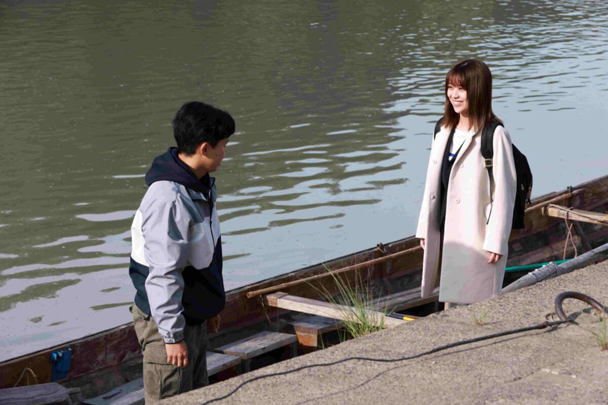 『囁きの河』の画像