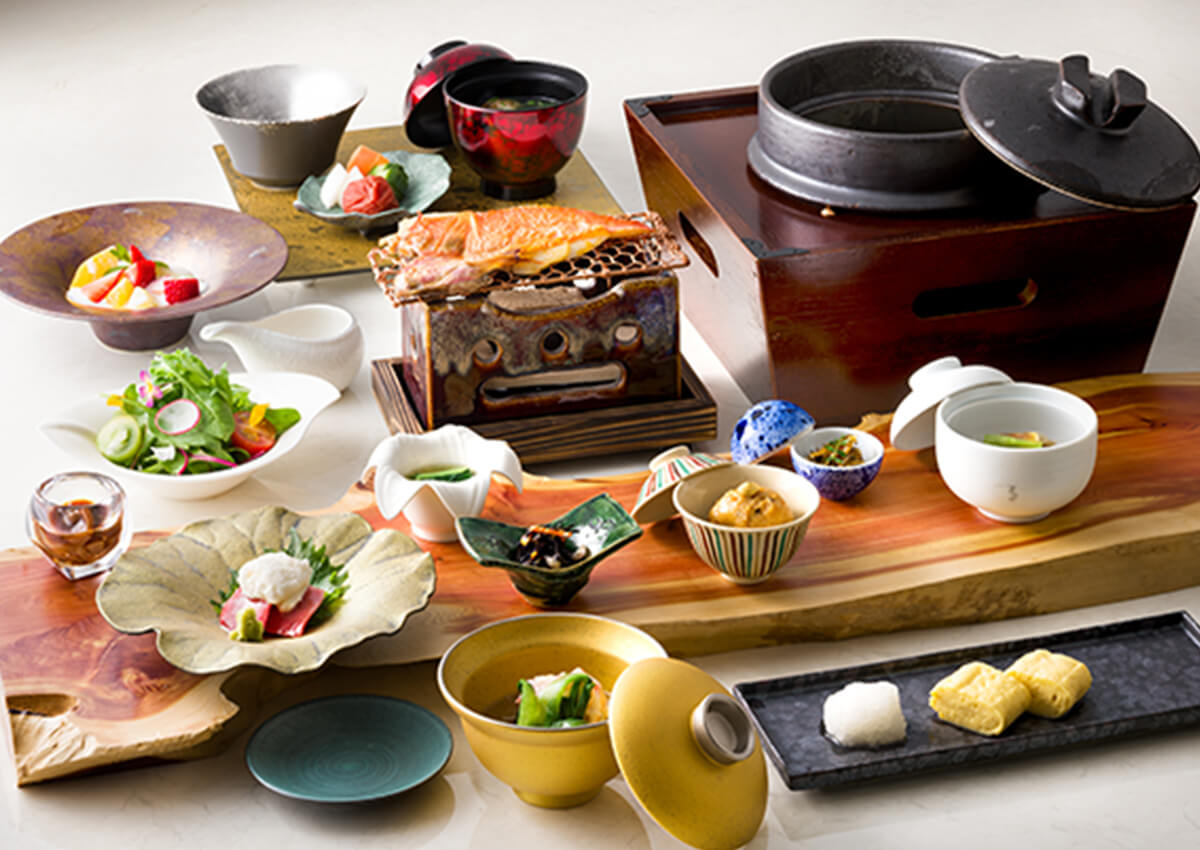 贅を極めた朝食メニューの画像