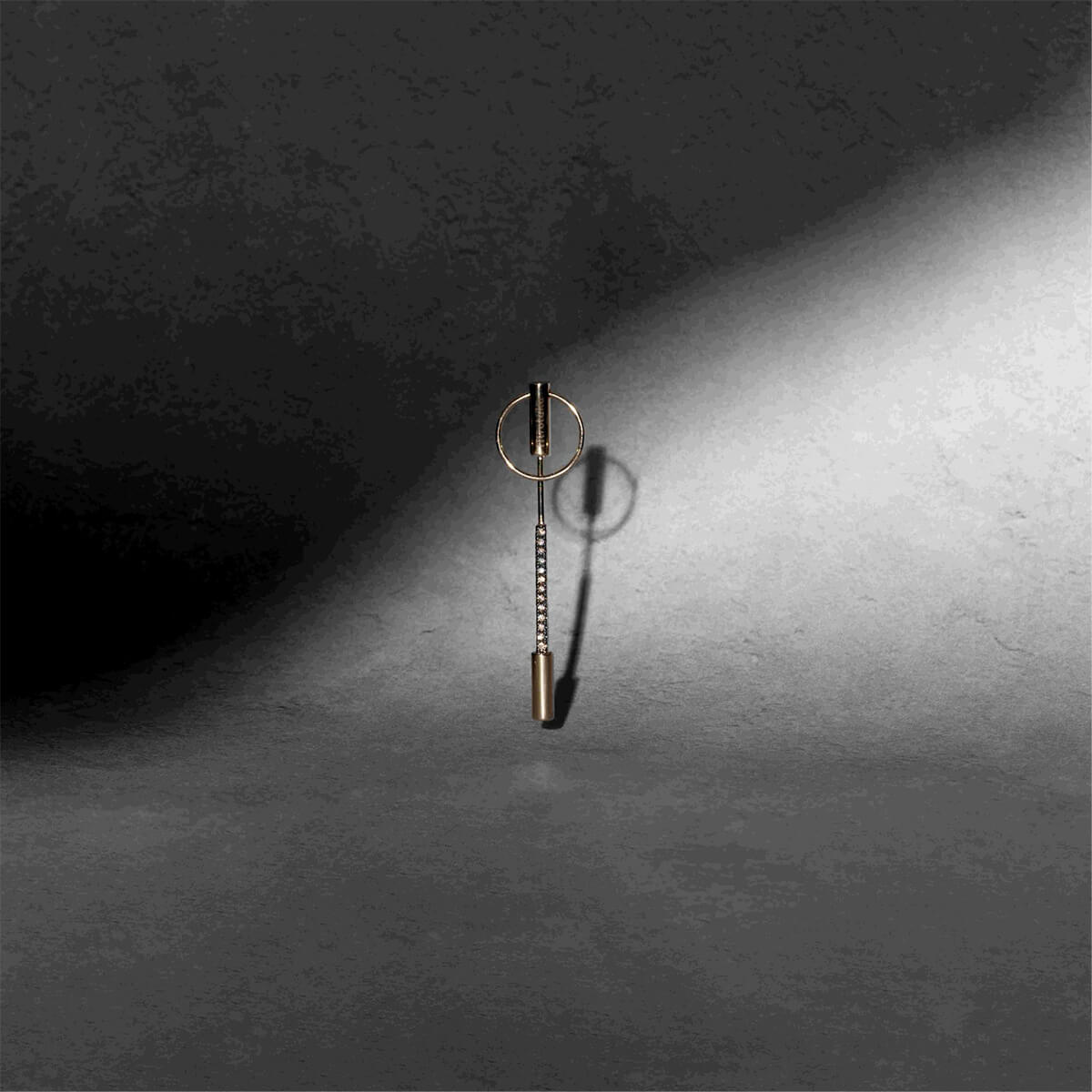 パンクチャー バック スピア ダイヤモンドピアス ブラックルテニウムの画像