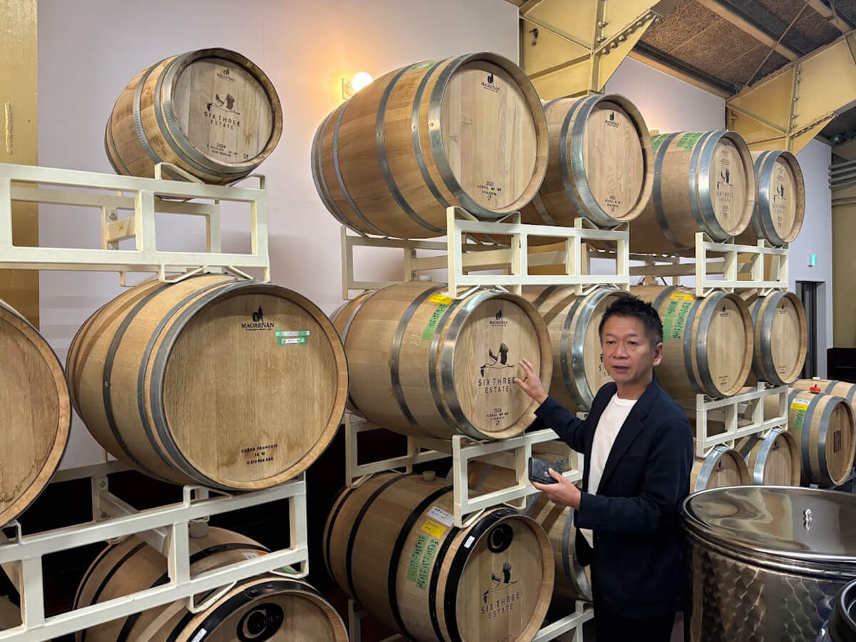 栽培・醸造責任者でオーナーの西野恒樹さんの画像