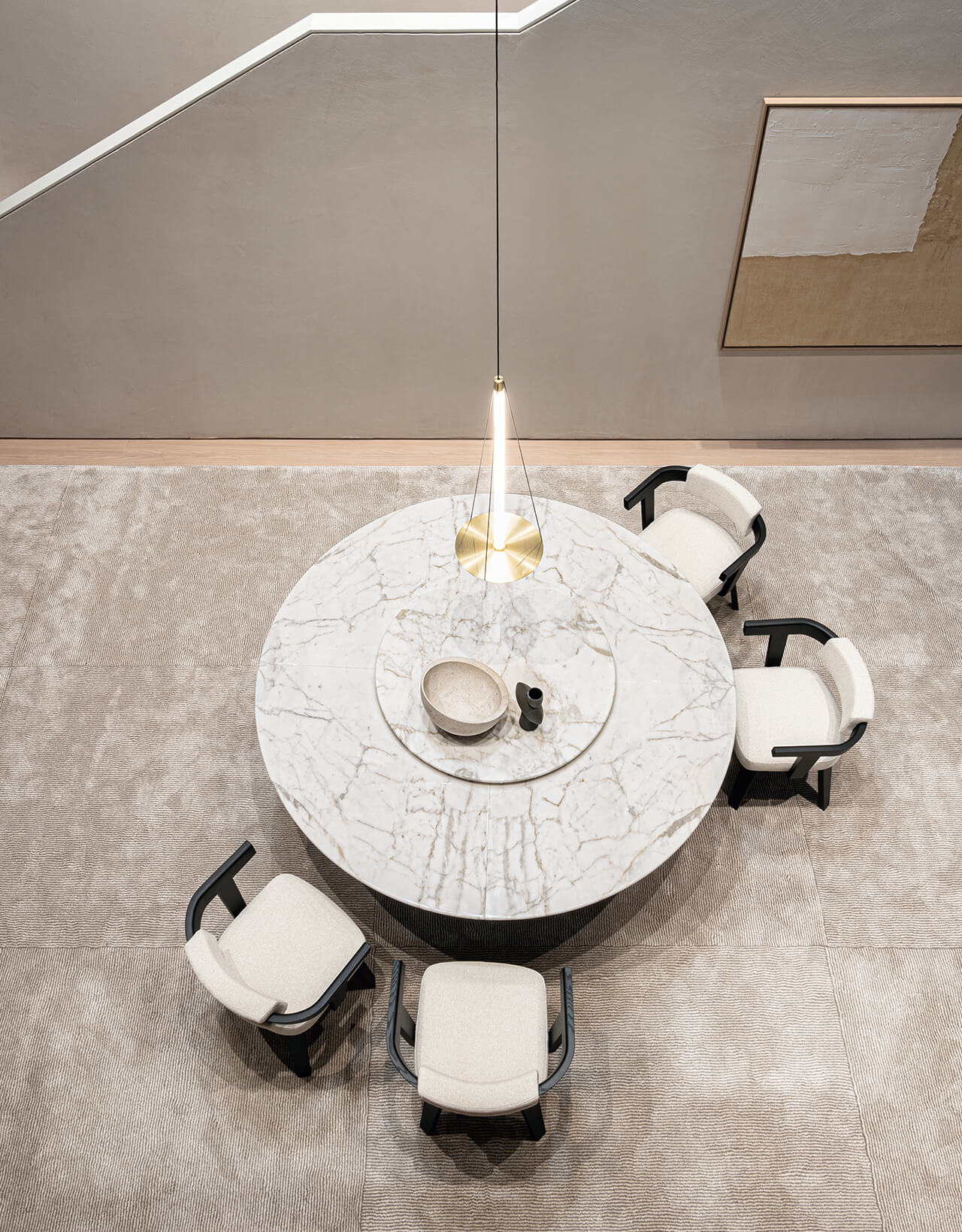 テーブルコーディネートのステージになる、最新ダイニングテーブルをキャッチアップ