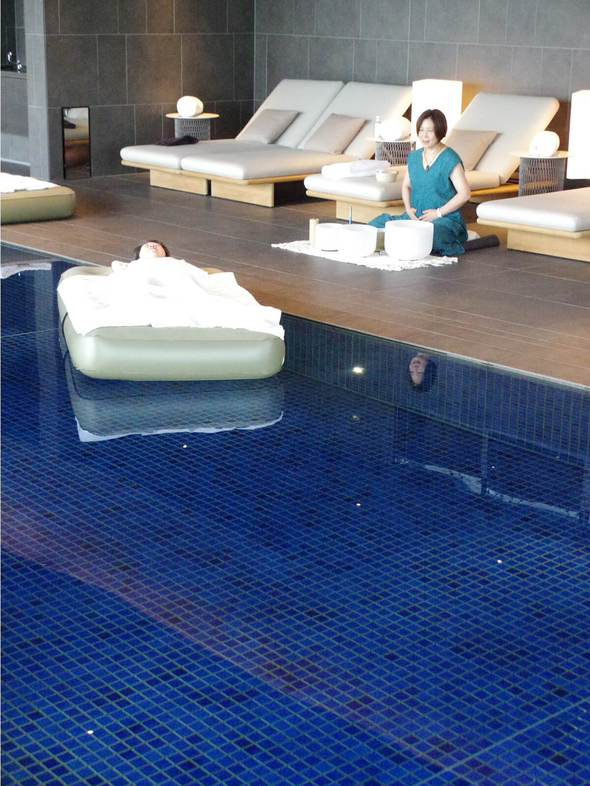 「フローティングサウンドバス」の画像