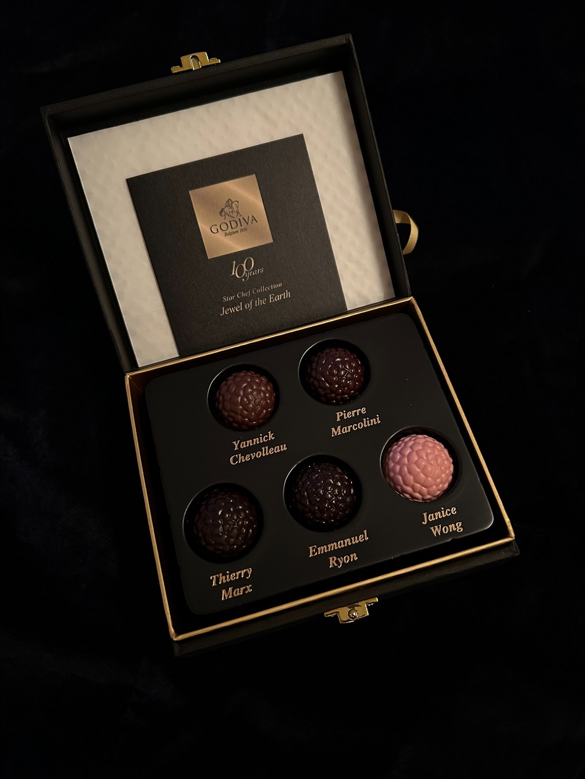 創業100周年を記念し、スターシェフが創り上げた「GODIVA（ゴディバ 