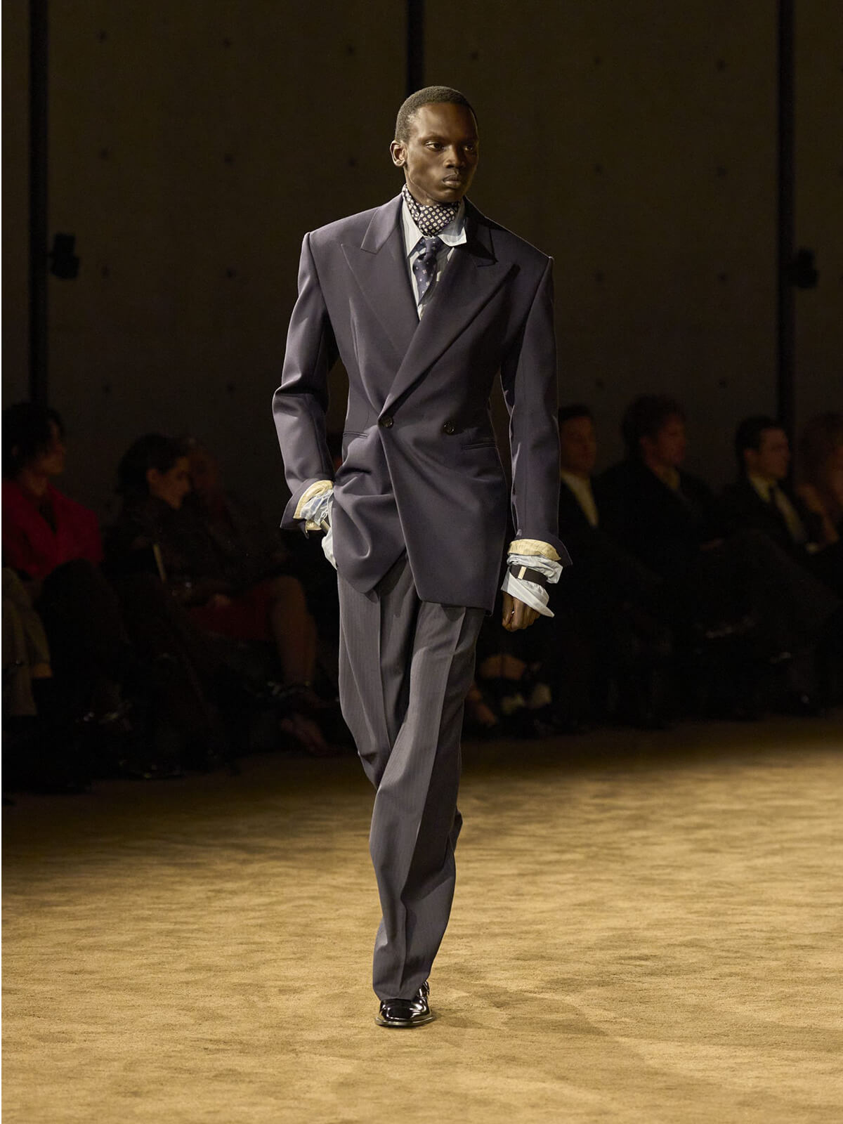 “SAINT LAURENT BY ANTHONY VACCARELLO(サンローラン)”の画像