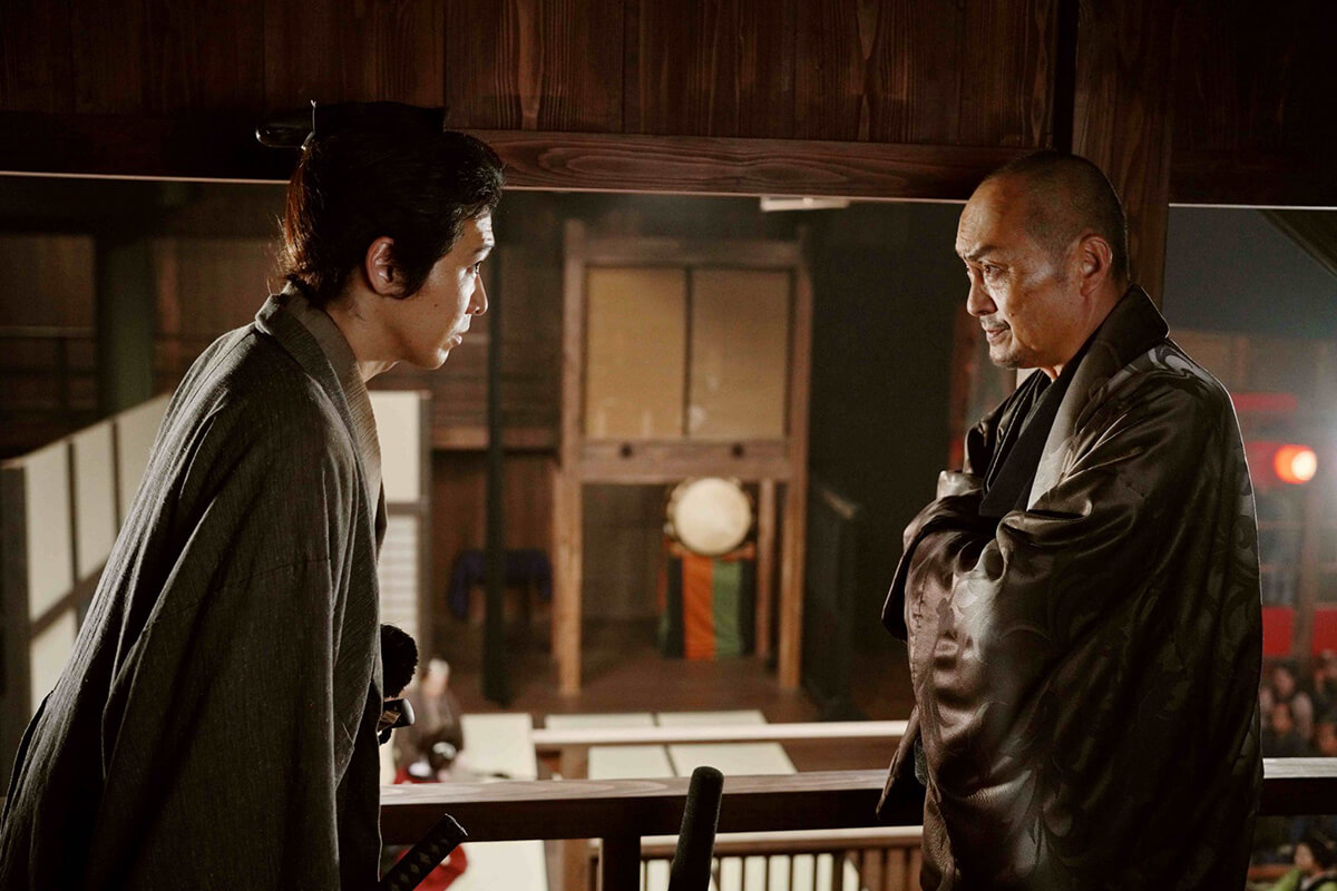 渡辺 謙と柄本佑の画像