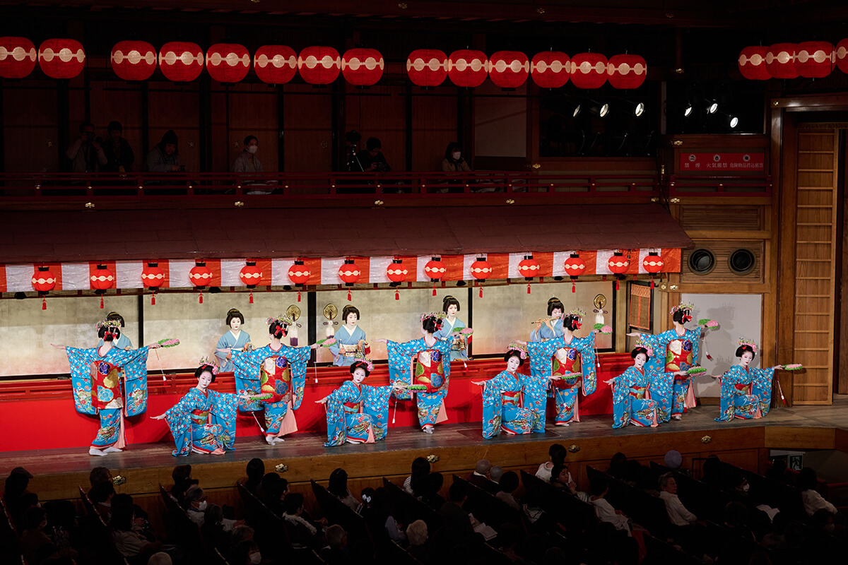 「都をどり」令和7年公演より（第1景 置歌）の画像