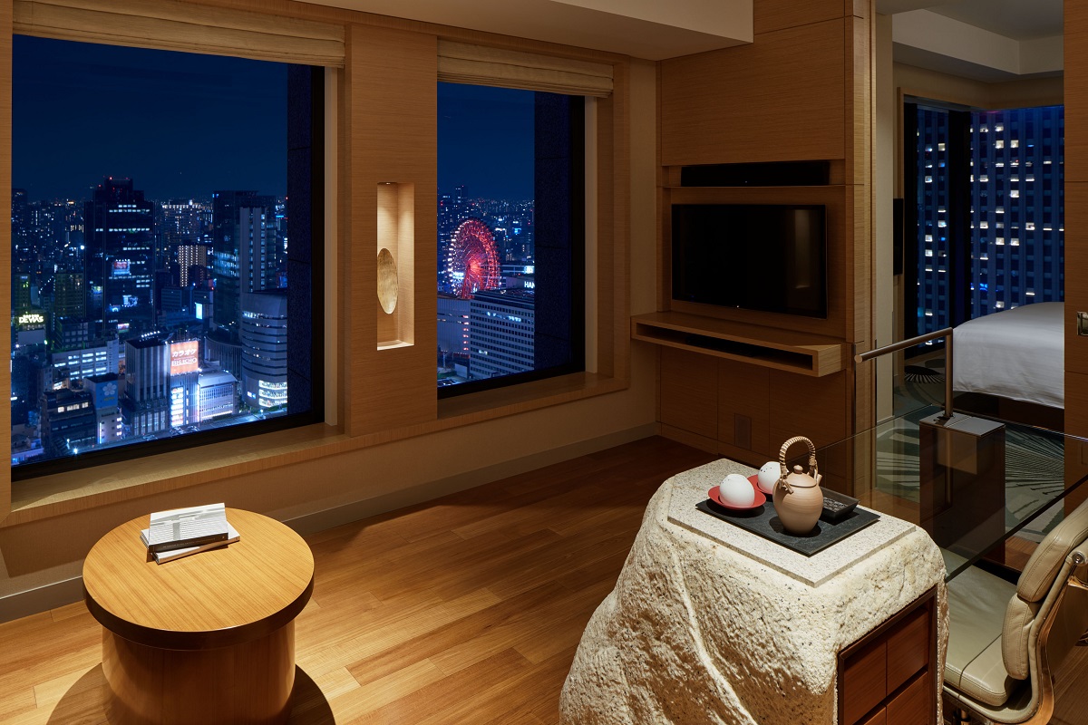 客室からの夜景の画像