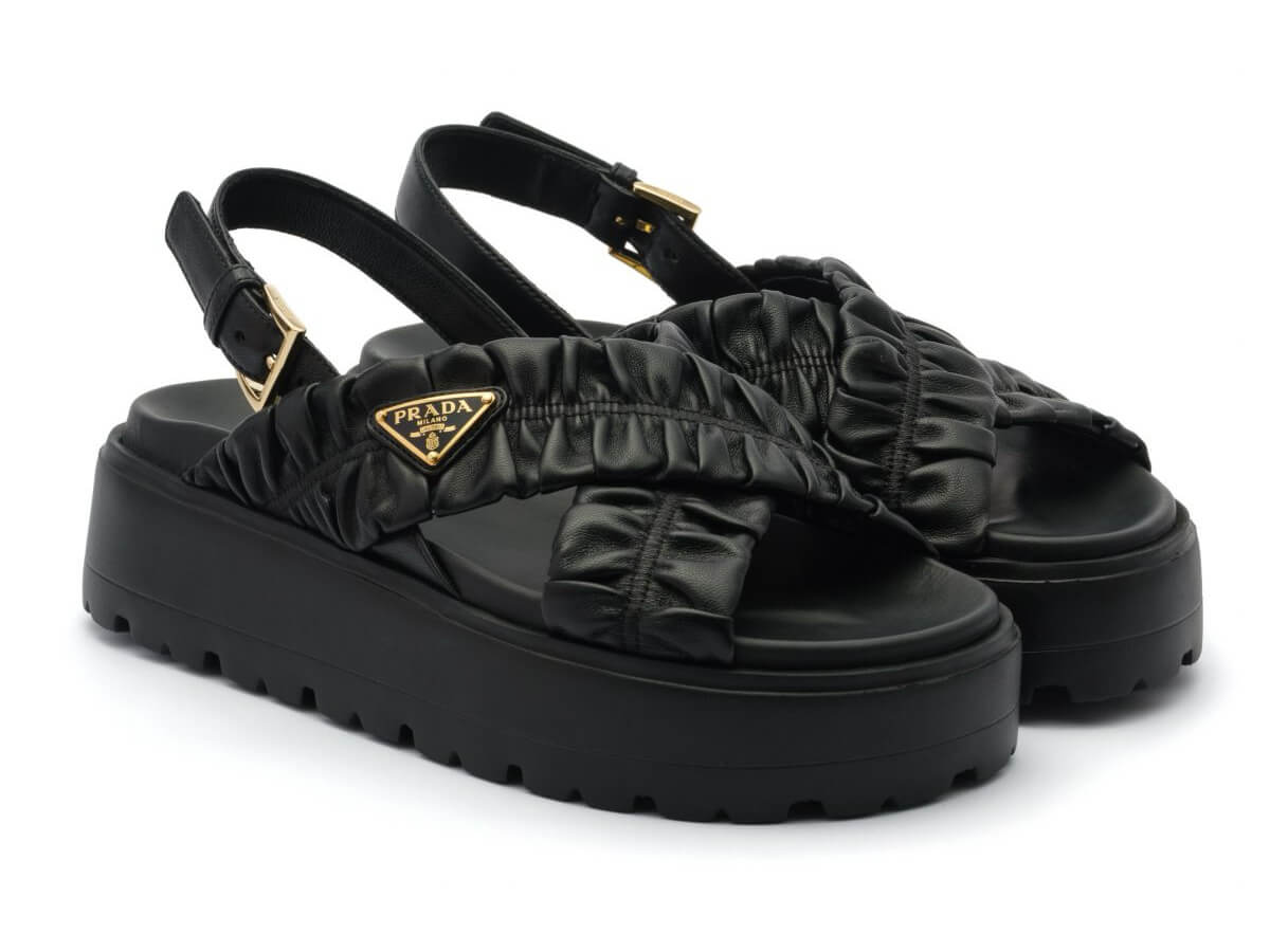 マテラッセレザー フラットフォームサンダル、ブラックカーフレザーの画像