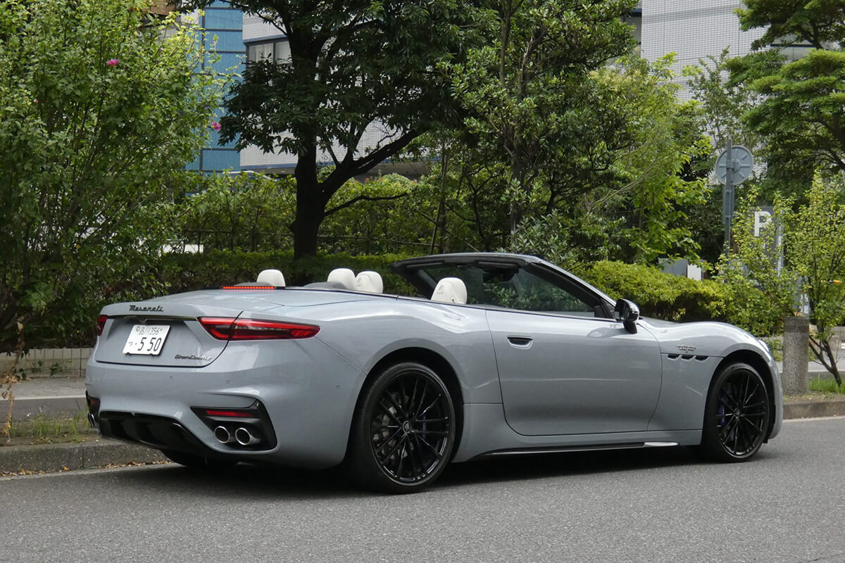 『グランカブリオ・トロフェオ』の画像