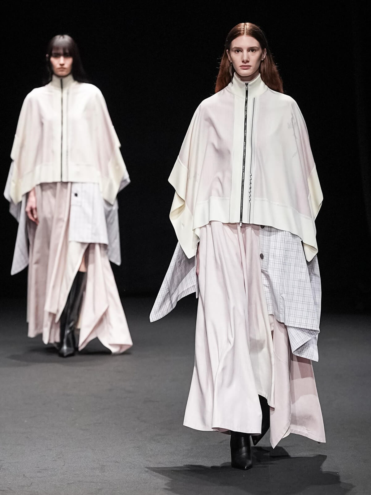 “ミゼン”のランウェイショーの画像