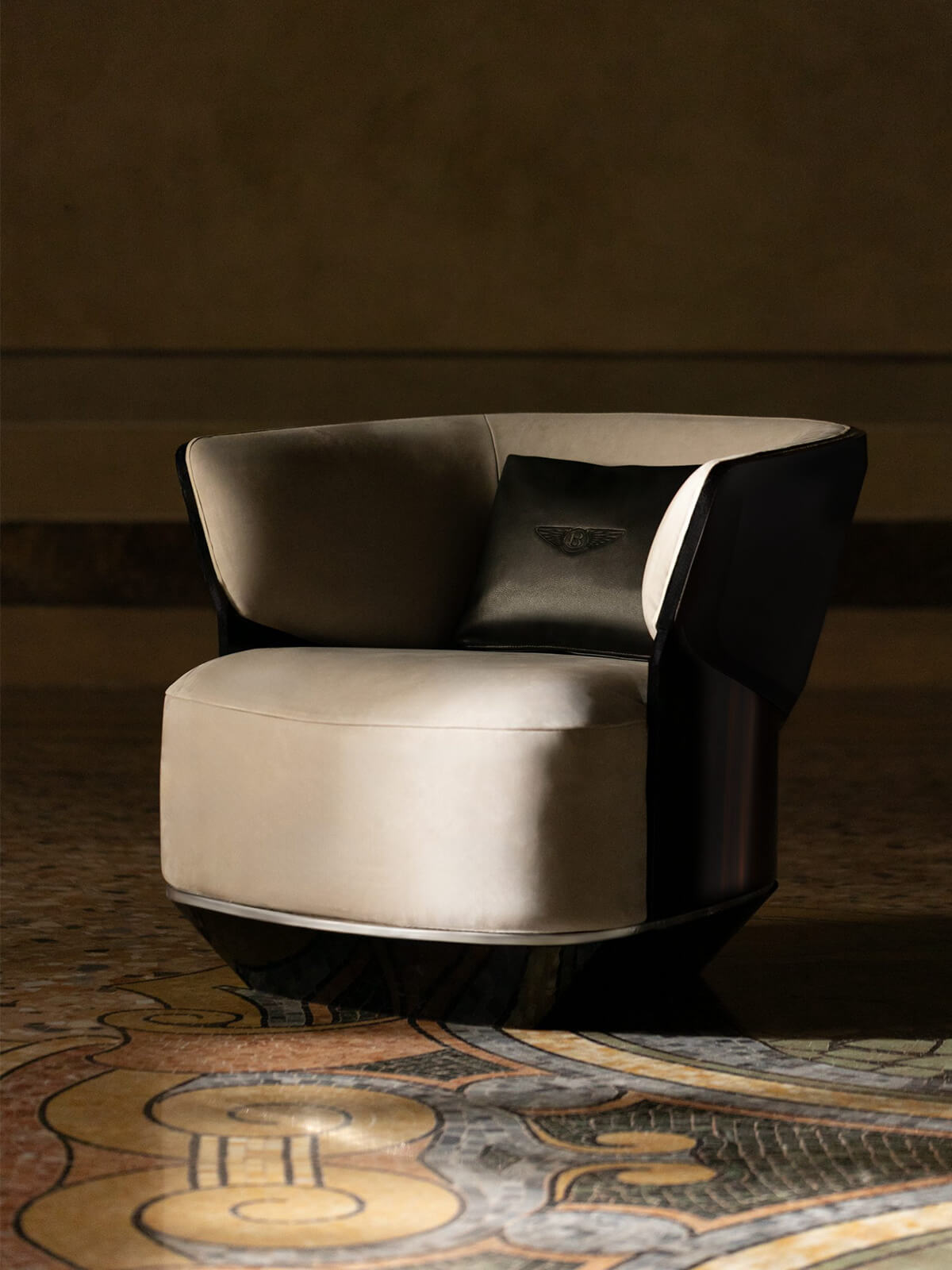 『ベントレーホーム』のチェアの画像