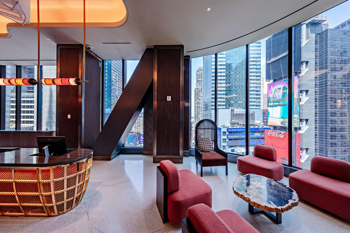 「TEMPO by Hilton NEW YORK TIMES SQUARE」のラウンジの画像