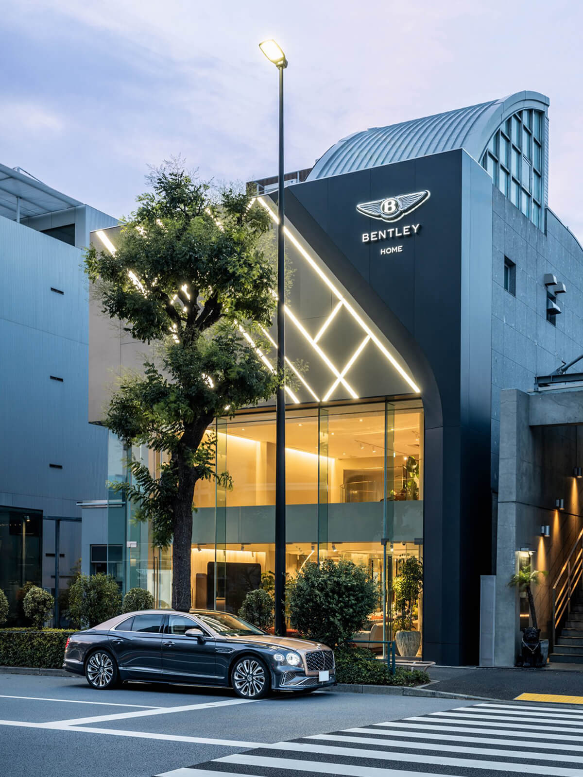 「Bentley Home Tokyo Showroom」外観の画像